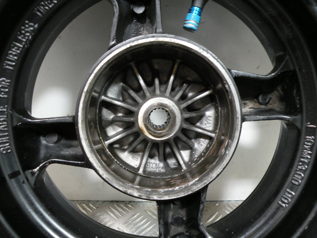Roue arrière MBK 50 STUNT 2t -2007-