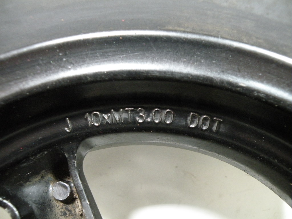 Roue arrière MBK 50 STUNT 2t -2007-
