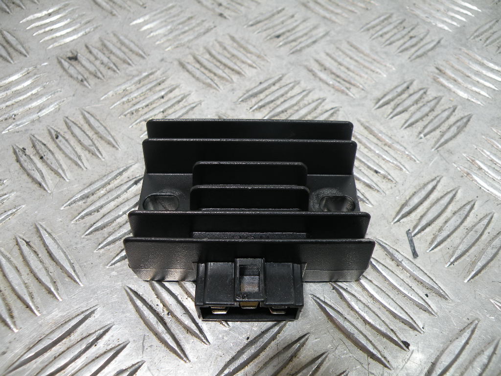 Régulateur de tension YAMAHA 50 NEOS 4t -2017-