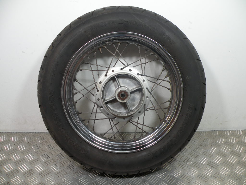 Roue arrière HONDA 125 SHADOW 4t -2000-