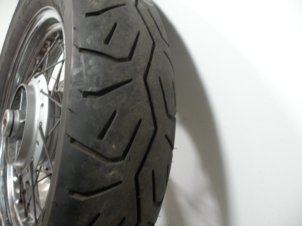Roue arrière HONDA 125 SHADOW 4t -2000-