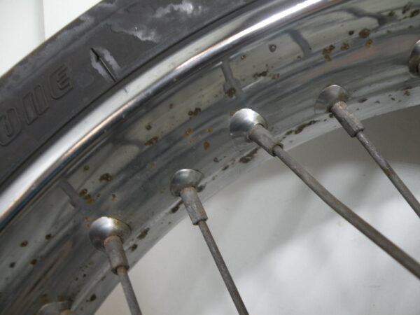 Roue avant HONDA 125 SHADOW 4t -2000-