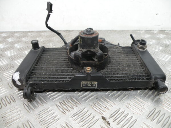 Radiateur avec ventilateur HONDA 125 SHADOW 4t -2000-