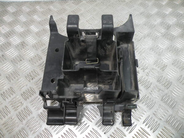 Support batterie HONDA 125 SHADOW 4t -2000-