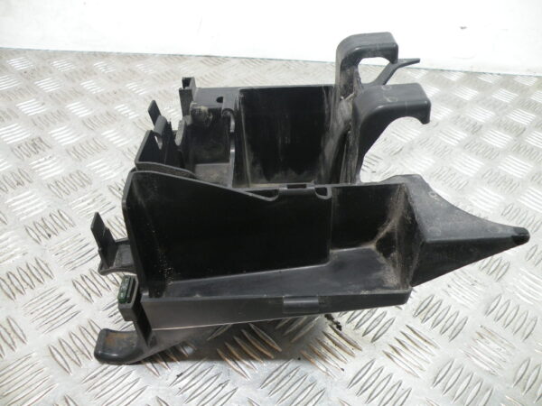 Support batterie HONDA 125 SHADOW 4t -2000-