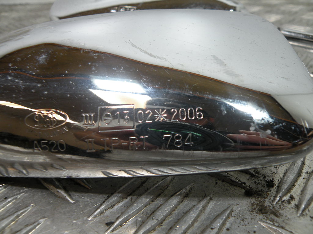 Rétroviseur HONDA 125 SHADOW 4t -2000-