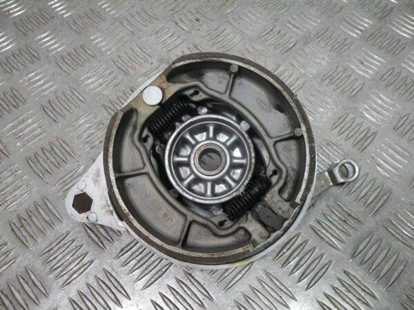 Tambour de frein arrière HONDA 125 SHADOW 4t -2000-