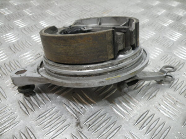 Tambour de frein arrière HONDA 125 SHADOW 4t -2000-
