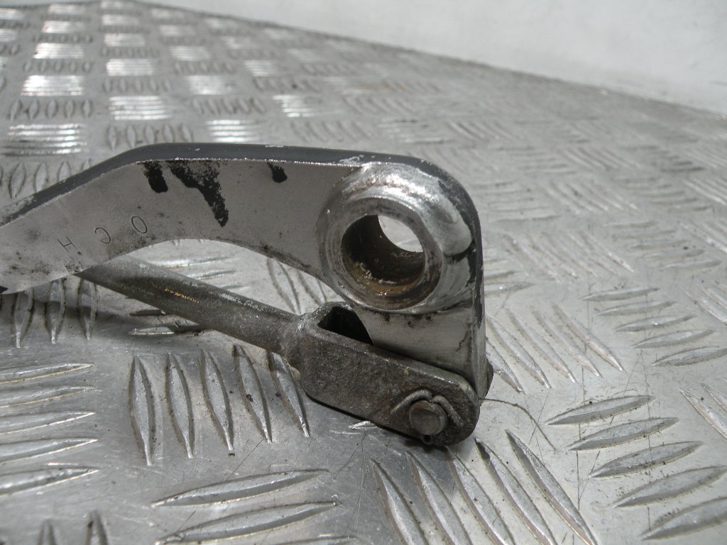 Pédale de frein arrière HONDA 125 SHADOW 4t -2000-