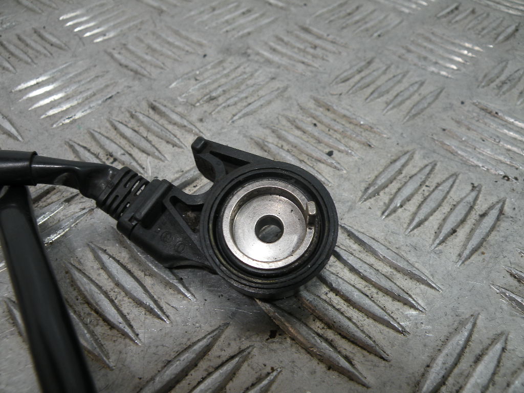 Contacteur de béquille HONDA 125 SHADOW 4t -2000-