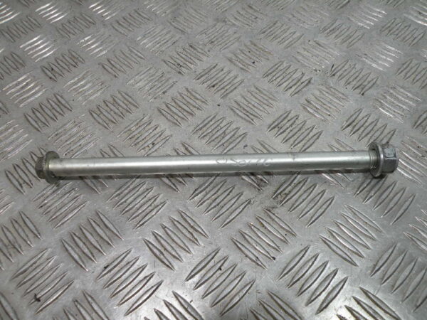 Axe de bras oscillant HONDA 125 SHADOW 4t -2000-
