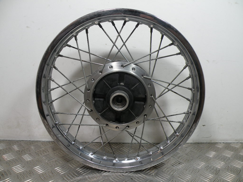 Jante arrière SUZUKI 125 GN 4t -1994-