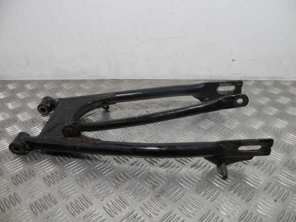 Bras oscillant SUZUKI 125 GN 4t -1994-