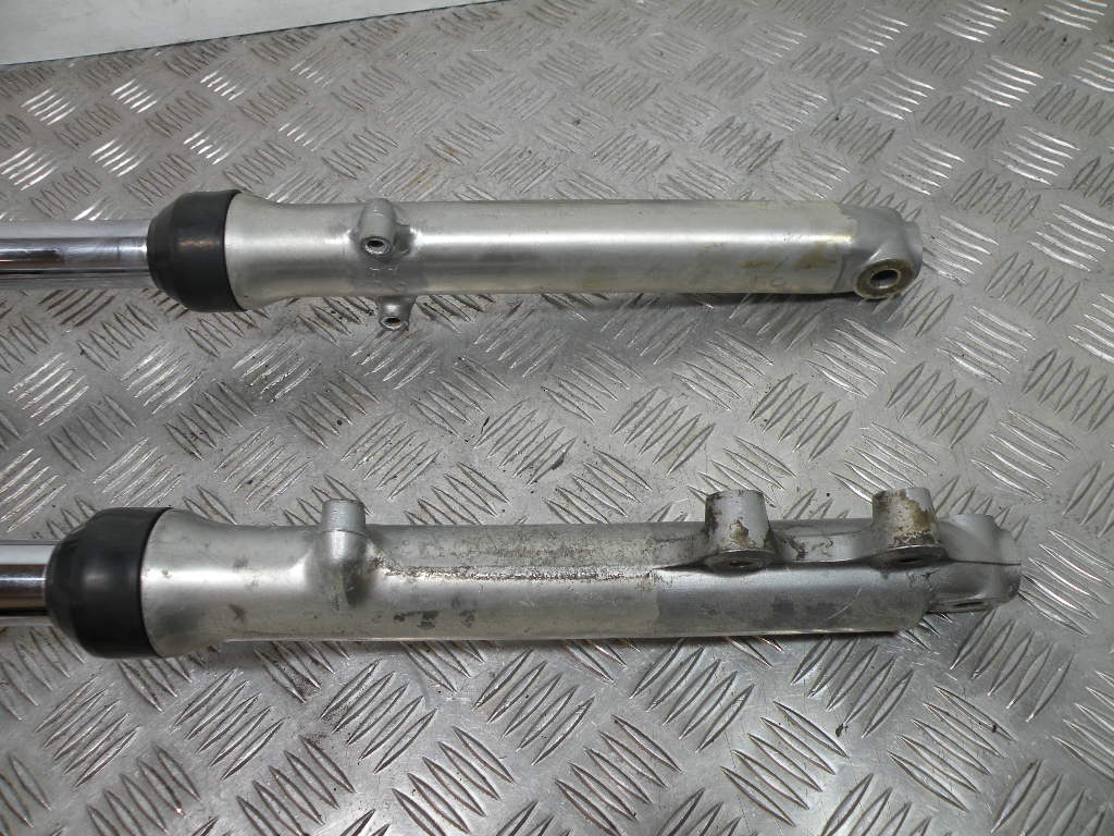 Fourche SUZUKI 125 GN 4t -1994-