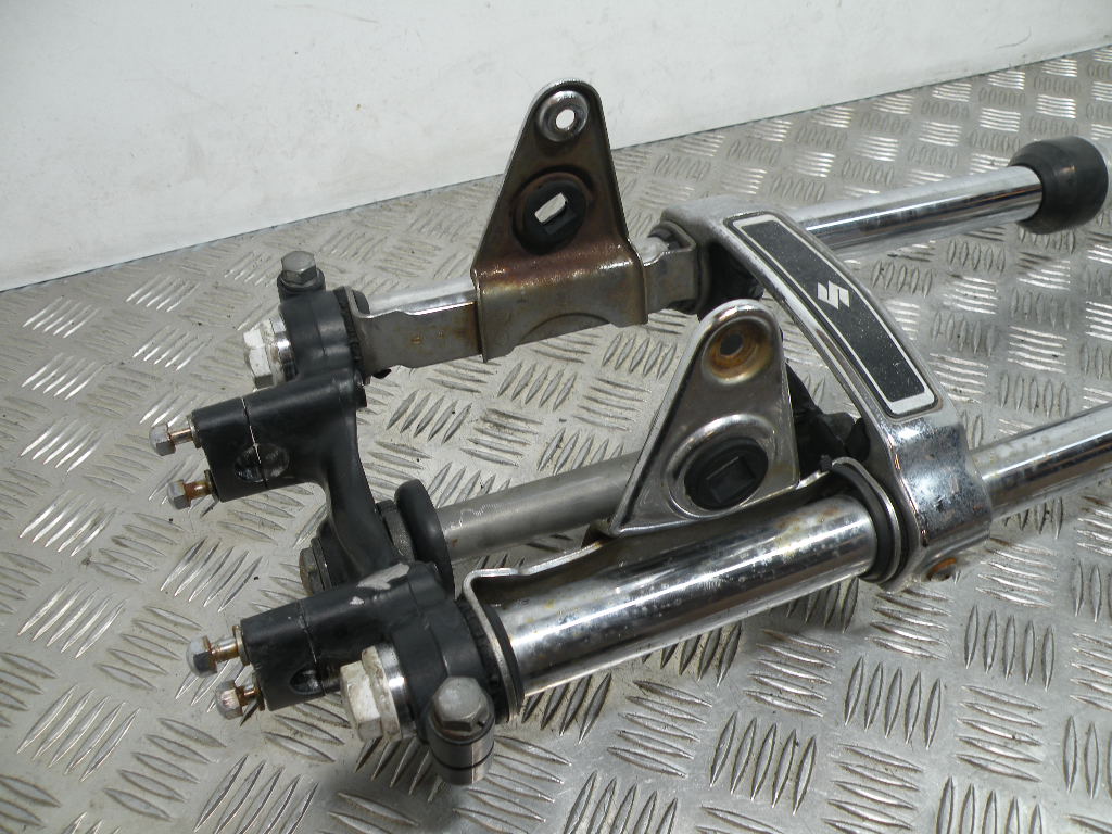 Fourche SUZUKI 125 GN 4t -1994-