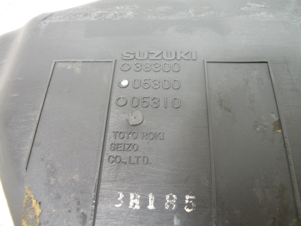 Boîte à air SUZUKI 125 GN 4t -1994-