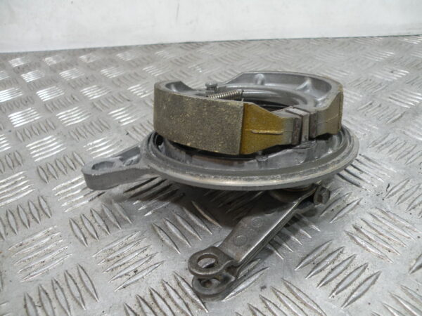 Tambour de frein arrière SUZUKI 125 GN 4t -1994-