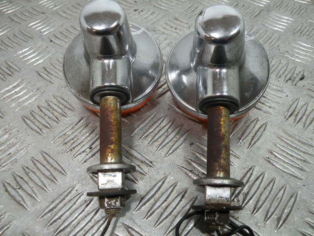 Clignotant arrière SUZUKI 125 GN 4t -1994-