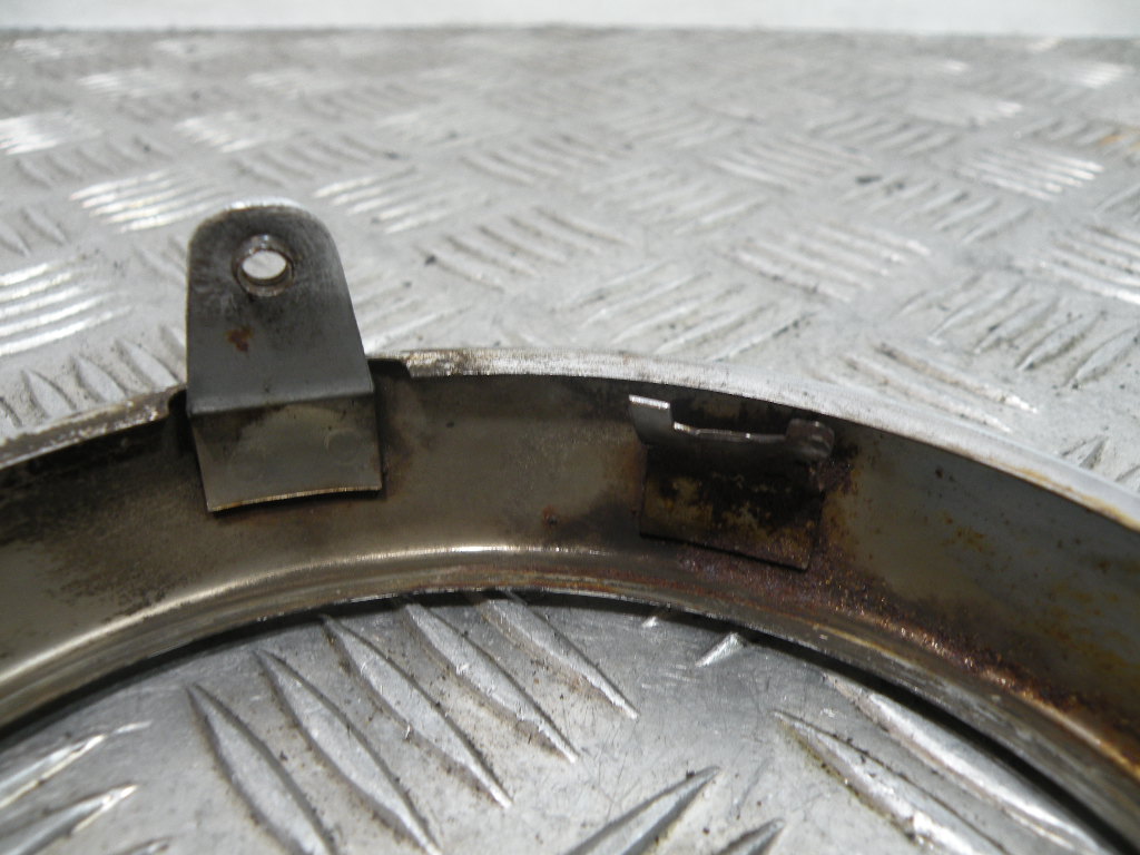 Entourage compteur SUZUKI 125 GN 4t -1994-