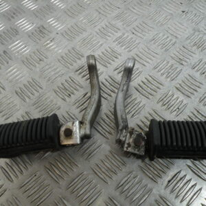 Repose pieds SUZUKI 125 GN 4t -1994-