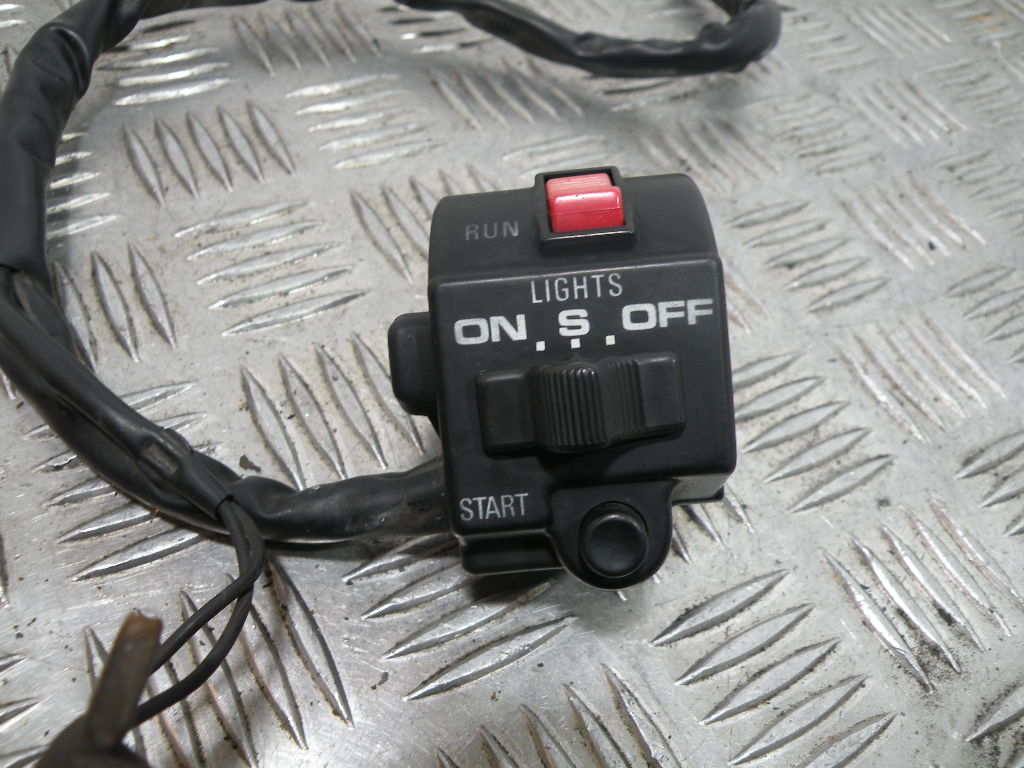 Commodo droit SUZUKI 125 GN 4t -1994-