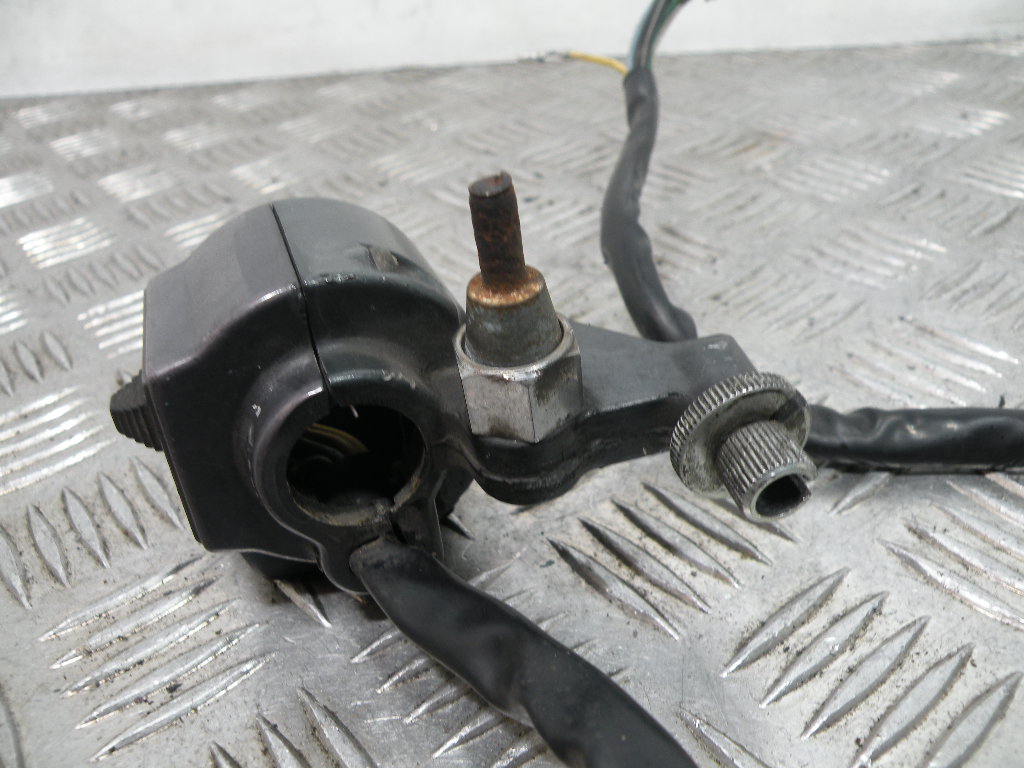 Commodo gauche SUZUKI 125 GN 4t -1994-