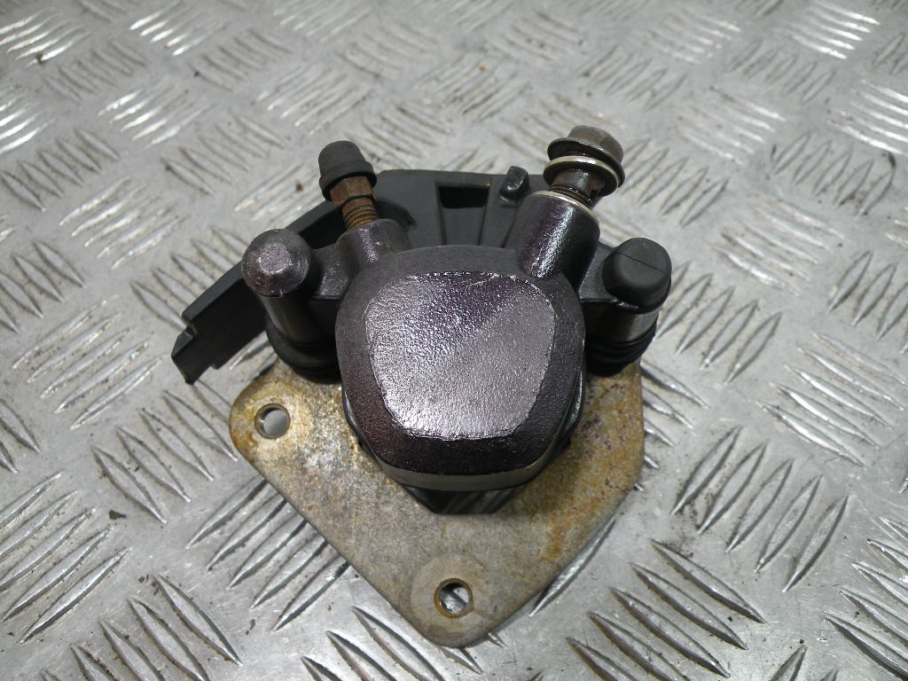 Étrier de frein avant SUZUKI 125 GN 4t -1994-