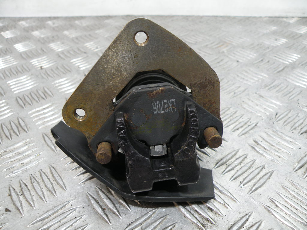 Étrier de frein avant SUZUKI 125 GN 4t -1994-