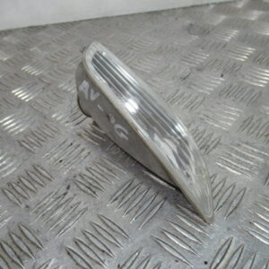 Clignotant avant gauche VESPA 50 S 2T – 2013 –