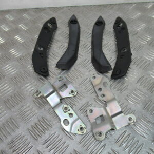 Kit fixation pare brise YAMAHA 125 XMAX – 2019 –