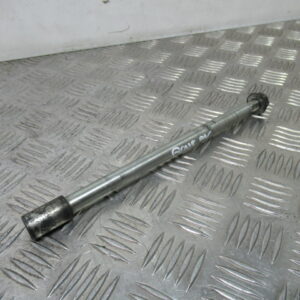 Axe roue avant PIAGGIO X9 125 – 2003 –