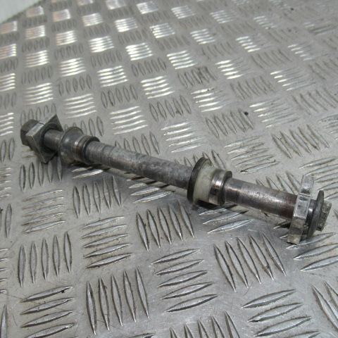 Axe roue arrière HONDA 150 CRF – 2008 –