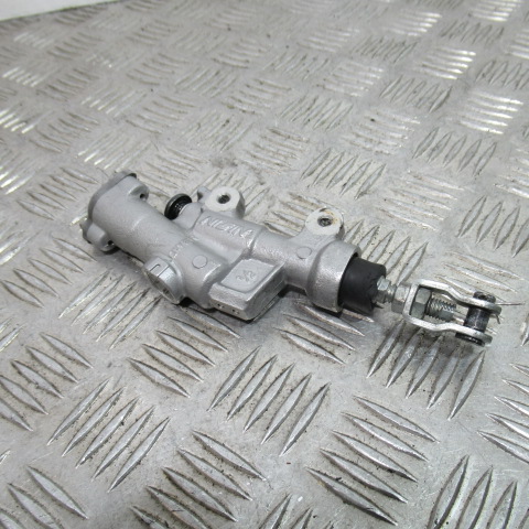 Maitre cylindre frein arrière YAMAHA 85 YZ – 2022 –