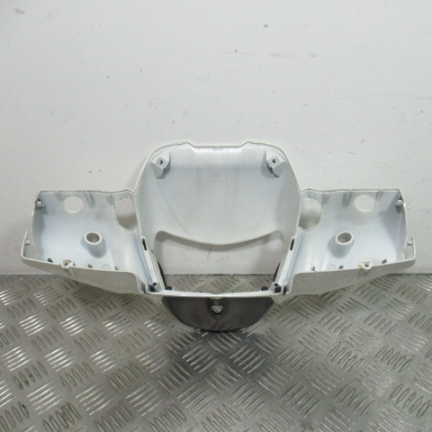 Entourage phare PIAGGIO MEDLEY 125 – 2020 –