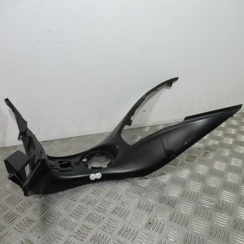 Entourage réservoir d’essence PIAGGIO 125 MEDLEY – 2020 –