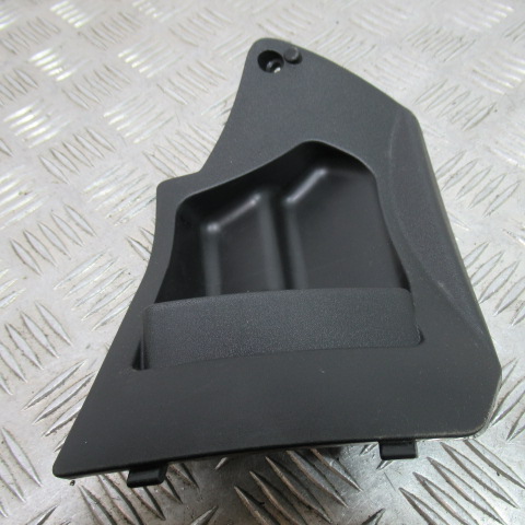 Trappe tablier intérieur PIAGGIO 125 MEDLEY – 2020 –