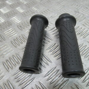 Poignées caoutchouc PIAGGIO 125 MEDLEY – 2020 –