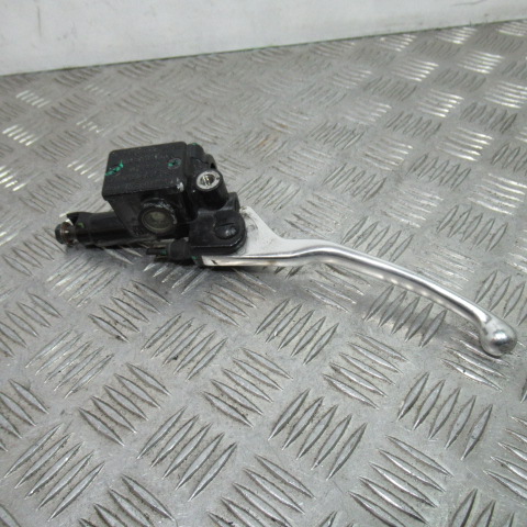 Maitre cylindre gauche PIAGGIO 125 MEDLEY – 2025 –