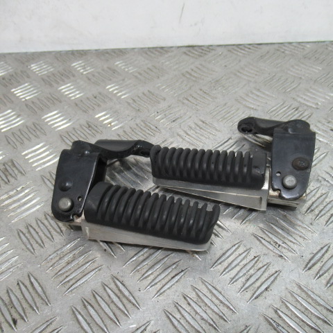 Repose pieds YAMAHA 125 XMAX – 2007 –