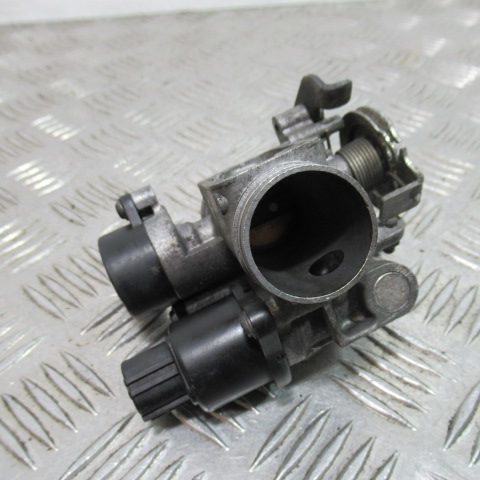 Corps papillon YAMAHA 125 XMAX – 2007 –