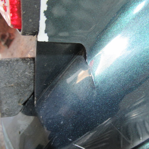 Feu et garde boue arrière YAMAHA 125 SR – 1998 –