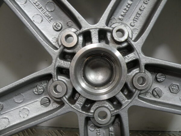 Roue avant VESPA 50 LX 2t -2012-