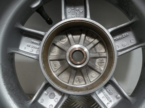 Roue arrière VESPA 50 LX 2t -2012-