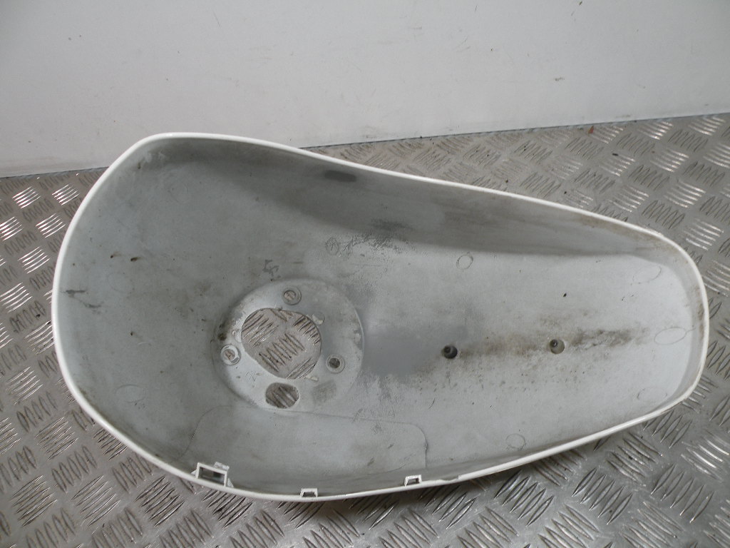 Garde boue avant VESPA 50 LX 2t -2012-