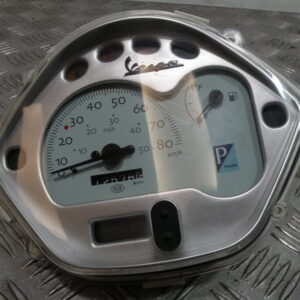 Compteur (12 578 km) VESPA 50 LX 2t -2012-