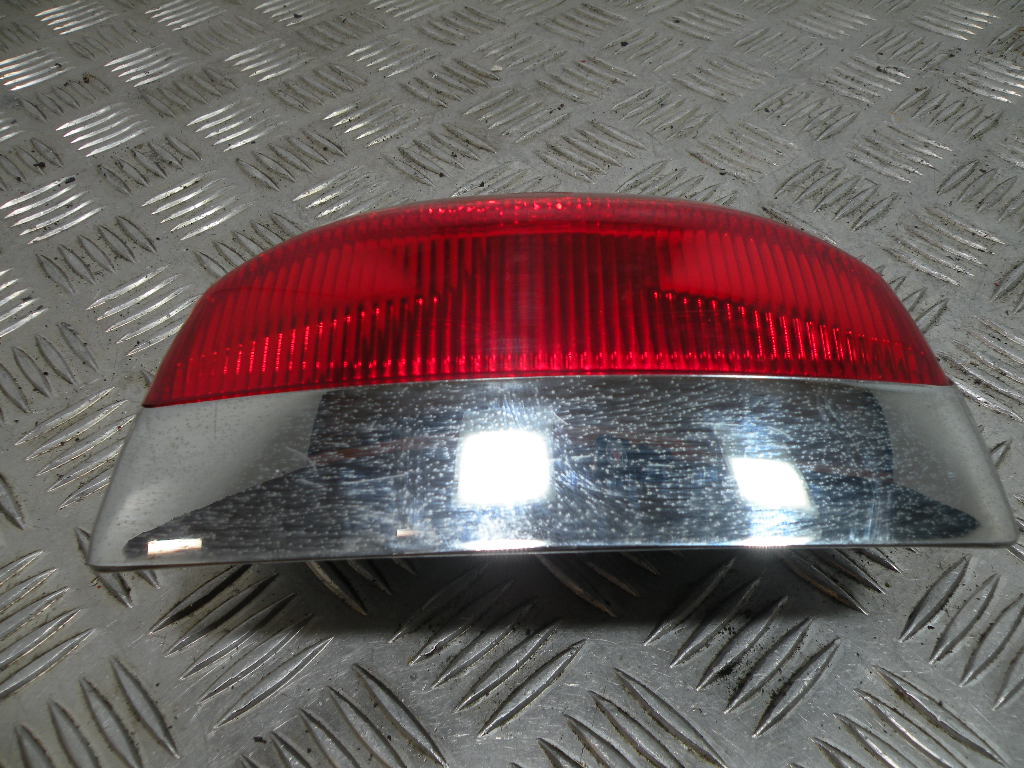 Feu arrière VESPA 50 LX 2t -2012-
