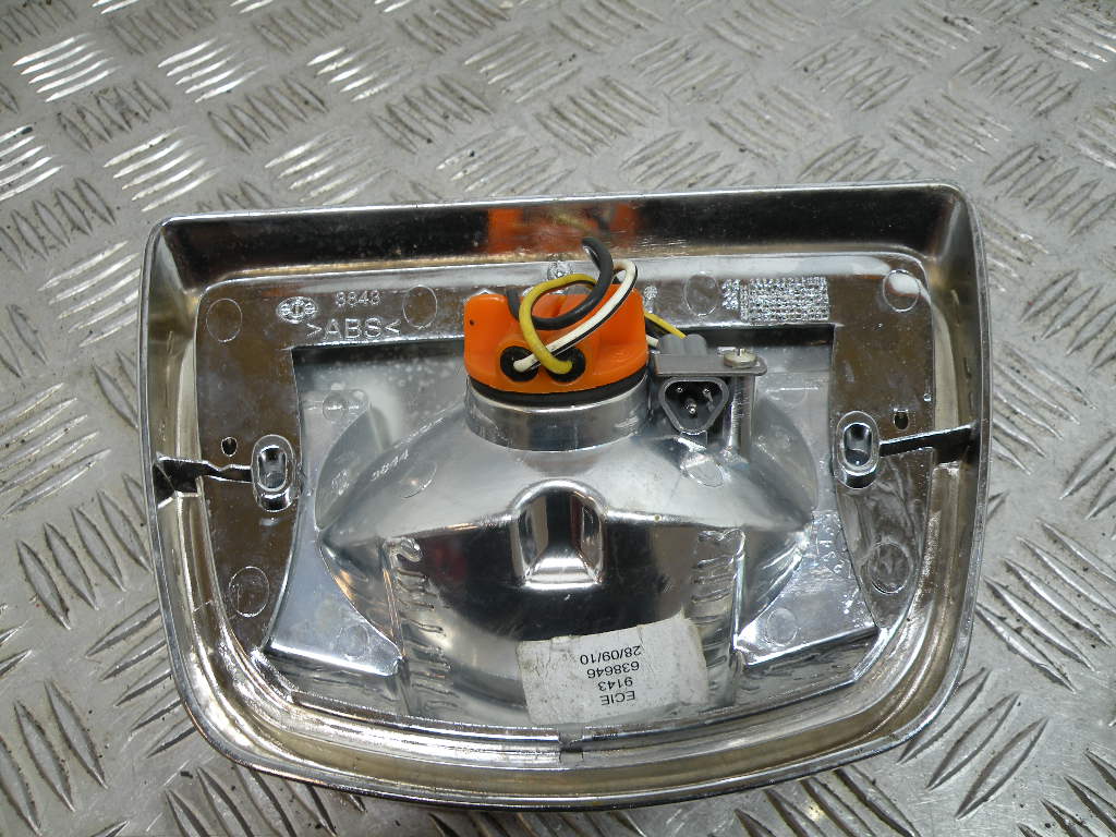 Feu arrière VESPA 50 LX 2t -2012-