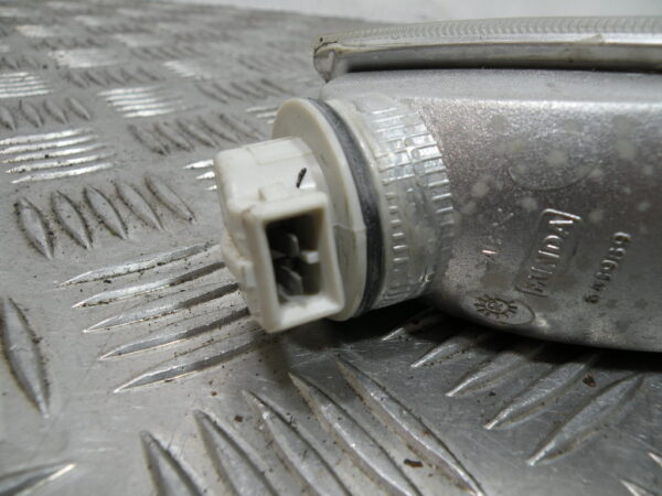 Clignotant avant droit VESPA 50 LX 2t -2012-