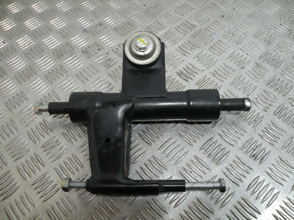 Support moteur avec axe VESPA 50 LX 2t -2012-