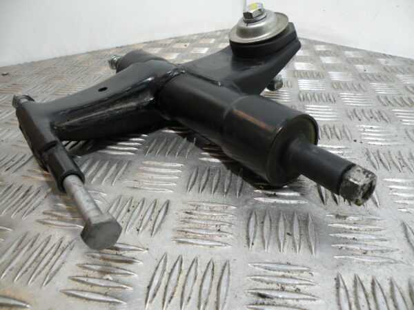 Support moteur avec axe VESPA 50 LX 2t -2012-